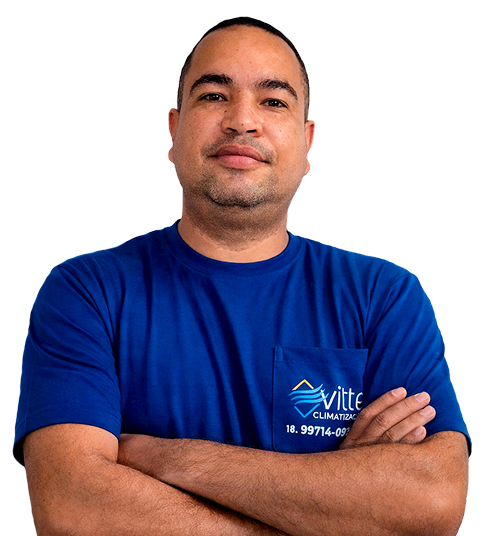 Diego, técnico responsável pela Vitte Climatização